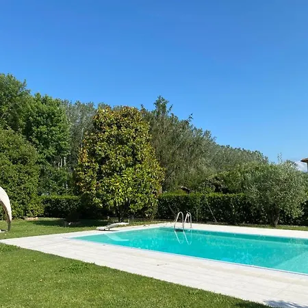 Casa Pietra Del Sole * لوكا